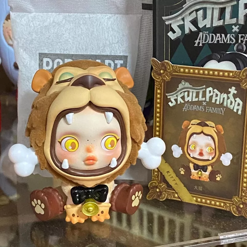 Skullpanda X La serie de la familia Addams Kitty