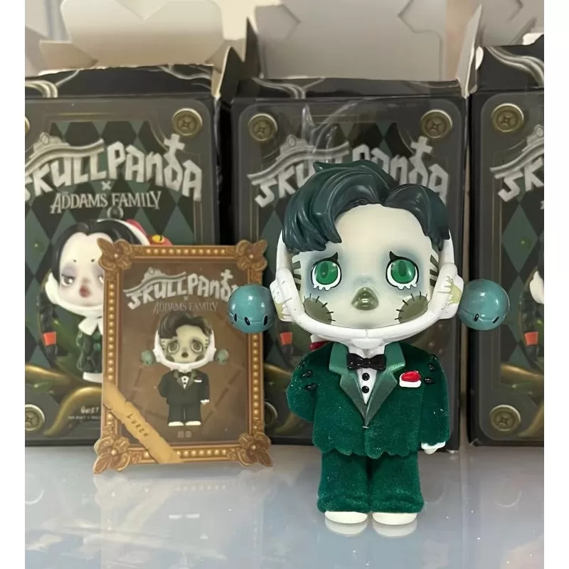 Skullpanda X La serie de la familia Addams Lurch