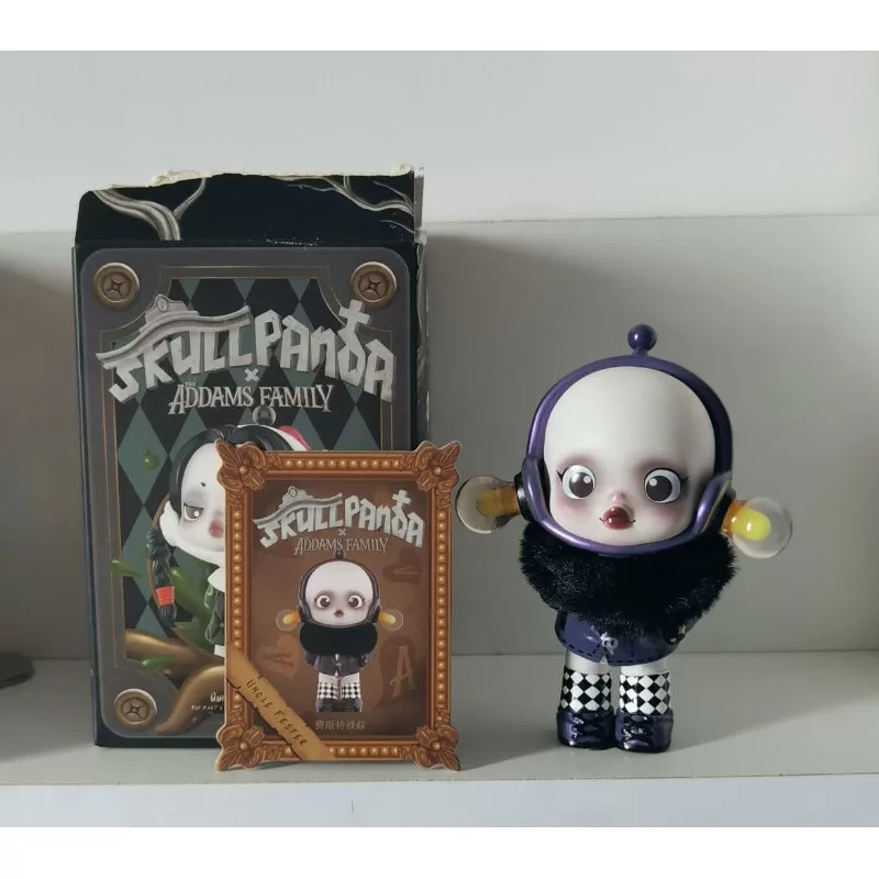 Skullpanda X La serie de la familia Addams Tío Fester