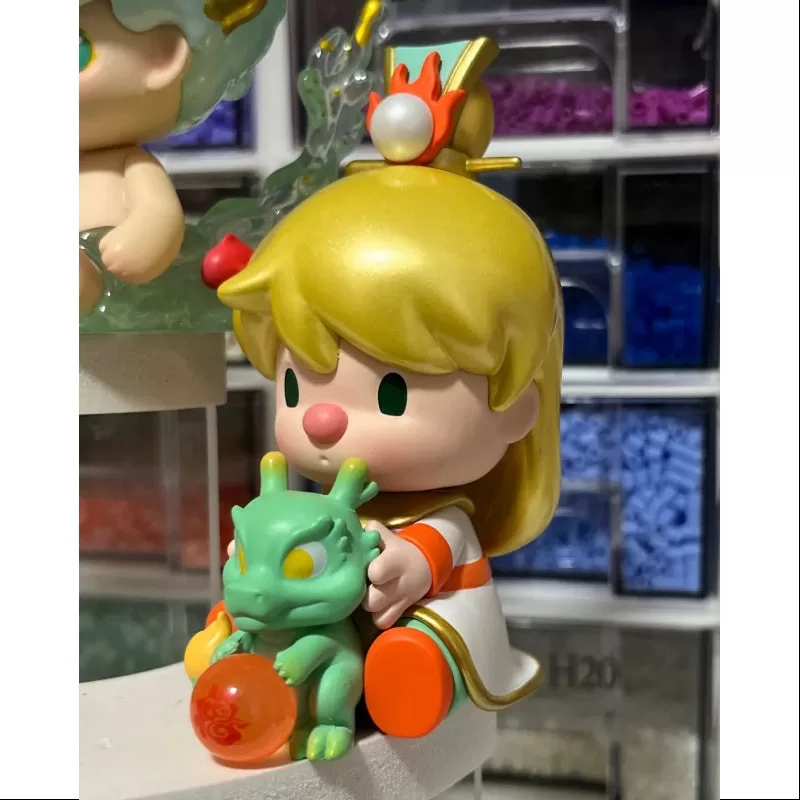 Sweet Bean Pop Mart Loong presenta la serie Treasure PRECOUS LOONG versión especial (1/144)