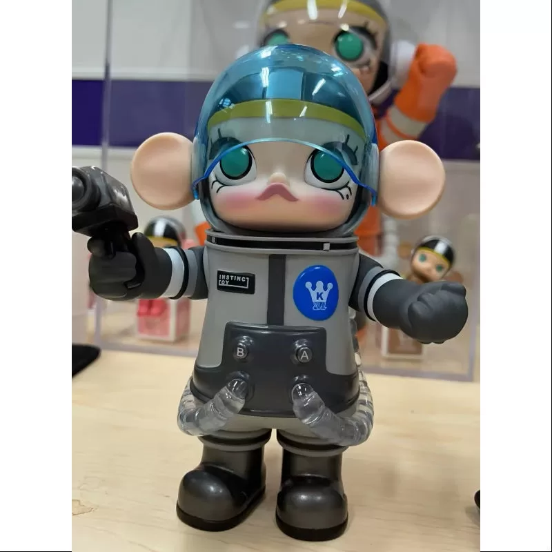 Traje espacial MEGA SPACE MOLLY 200% Edición limitada 2017 Traje espacial MEGA SPACE MOLLY 200% Edición limitada 2017