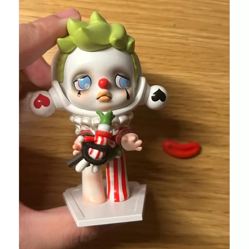 ¡Cráneo Panda Acción! Serie Comediante